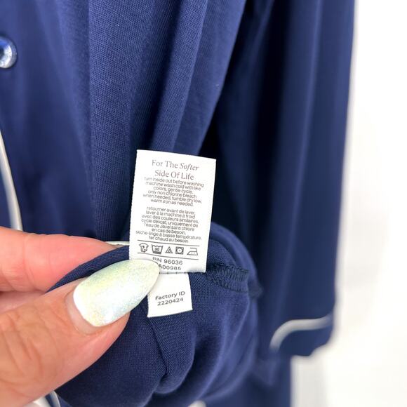 EBERJEY Women's Gisele Long PJ Set Medium Navy Blue Ivory TENCEL Modal NWOT - Picture 14 of 14